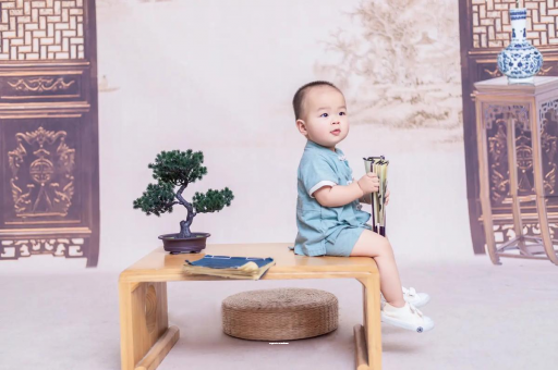 代怀包生男孩医院宝宝可以吹风扇吗
